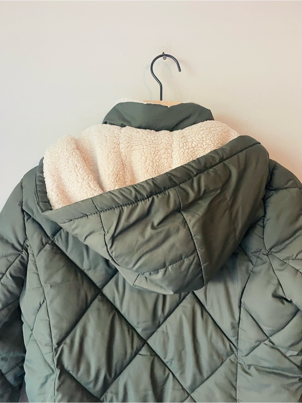 Lauren Ralph Lauren Olive Quilted Puffer Jacket with Cream Sherpa Hood - Picture 7 of 7